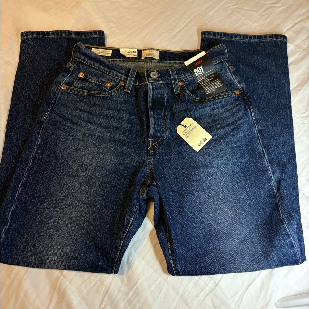 NWT Levi's 501 Curve Straight Leg Jeans 28x30
